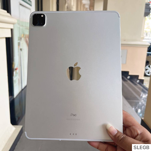 (Used) iPad Pro 11″ 2nd Gen Cellular 256GB Silver