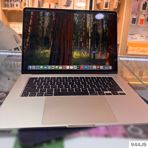 (Used) MacBook Air 15” Chip M4 10C 256GB Starlight