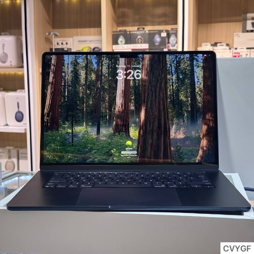 (Used) MacBook Air 15” Chip M4 10C 512GB Midnight