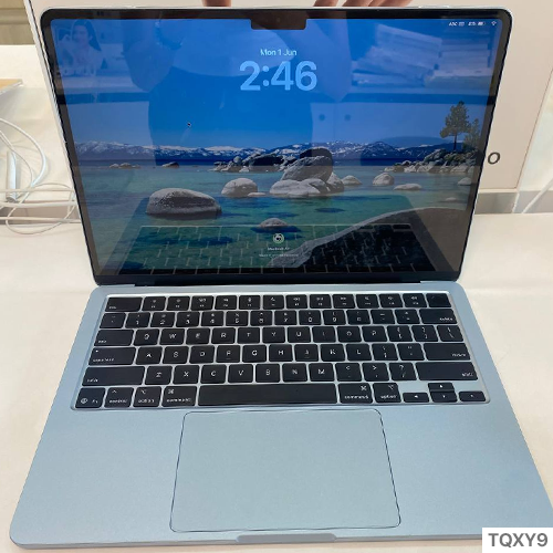 (Used) MacBook Air 13” Chip M4 10C 256GB Sky Blue