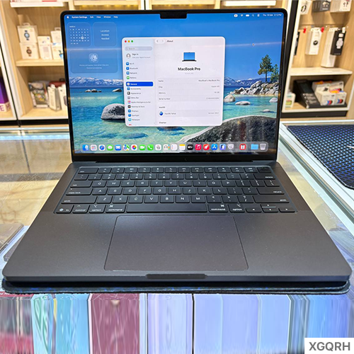 (Used) MacBook Pro 14" Chip M5 1TB Space Black